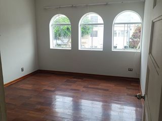 Foto 3 de Casa espaciosa en Alquiler ideal para Familia