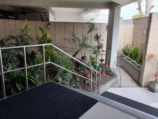 Foto 3 de Luminoso departamento de 3 dormitorios en Miraflores - venta
