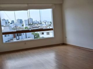 Foto 8 de Luminoso departamento de 3 dormitorios en Miraflores - venta