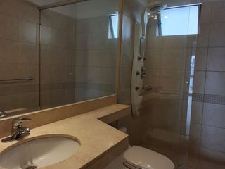 Foto 11 de Luminoso departamento de 3 dormitorios en Miraflores - venta