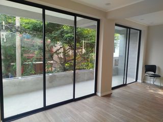 Foto 2 de VENTA DE DEPARTAMENTO EN SEGUNDO PISO DE ESTRENO EN LINCE