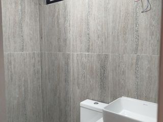 Foto 11 de VENTA DE DEPARTAMENTO EN SEGUNDO PISO DE ESTRENO EN LINCE