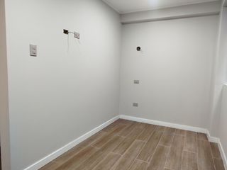 Foto 12 de VENTA DE DEPARTAMENTO EN SEGUNDO PISO DE ESTRENO EN LINCE