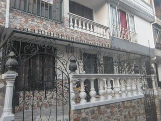 Foto 1 de Venta de casa de 3 niveles sector A Parque Industrial Pereira