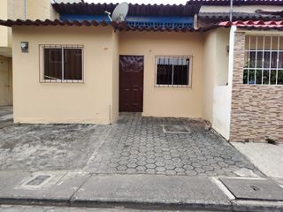 Foto 1 de Casa de venta en Villa España 1, 3 dormitorios. Conjunto Cerrado.