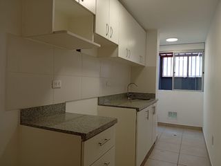 Foto 3 de Se alquila departamento con jardín y cochera, dentro de condominio en Bellavista
