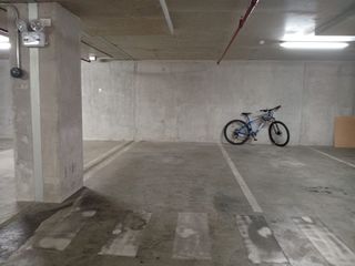 Foto 11 de Se alquila departamento con jardín y cochera, dentro de condominio en Bellavista