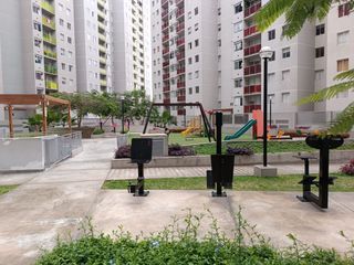 Foto 14 de Se alquila departamento con jardín y cochera, dentro de condominio en Bellavista