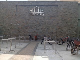 Foto 18 de Se alquila departamento con jardín y cochera, dentro de condominio en Bellavista