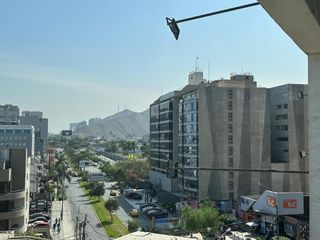 Foto 1 de Alquiler oficina implementada cerca a embajada USA y CC El Polo 🔝