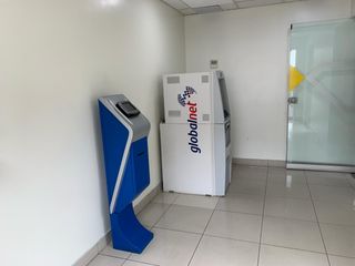 Foto 6 de Excelente Local Comercial *650 M²* 8 cocheras - Av Salaverry