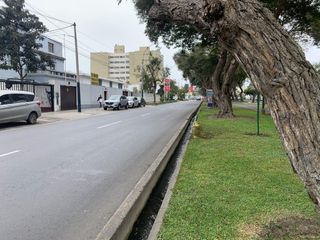 Foto 7 de Excelente Local Comercial *650 M²* 8 cocheras - Av Salaverry