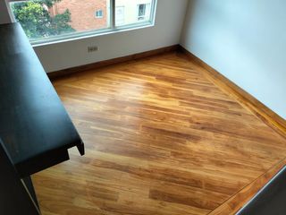 Foto 5 de Apartamento Dúplex con Gran Espacio y Potencial de Remodelación – 4° y 5° Piso sin ascensor