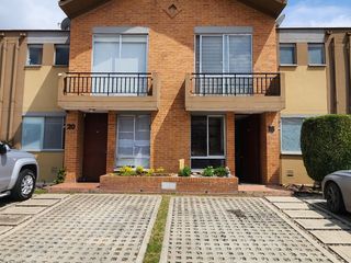 Foto 2 de SE VENDE CASA CAMPESTRE MADRID (HACIENDA CASA BLANCA EL CANEY)