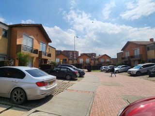 Foto 4 de SE VENDE CASA CAMPESTRE MADRID (HACIENDA CASA BLANCA EL CANEY)