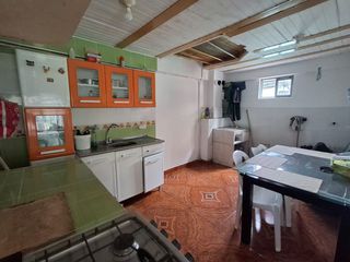 Foto 5 de Venta de Casa 3 niveles en sector Villa Eliza- Cuba Pereira