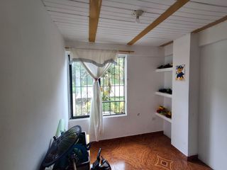 Foto 7 de Venta de Casa 3 niveles en sector Villa Eliza- Cuba Pereira
