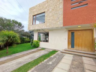Foto 1 de CASA EN RENTA CON AREA VERDE, CHALLUABAMBA