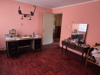 Foto 11 de VENDO CASA EN LA PERLA - URB SIMA