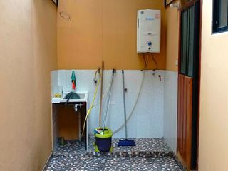 Foto 9 de 🏡Vendo Casa de 2 pisos en San Bartolo – 3 habitaciones, patio y excelente ubicación 🔑