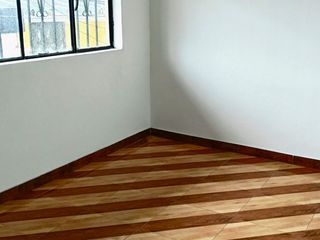Foto 7 de 🏡Vendo Casa de 2 pisos en San Bartolo – 3 habitaciones, patio y excelente ubicación 🔑
