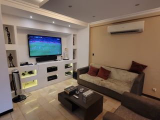 Foto 8 de EN VENTA DE OPORTUNIDAD, LUJOSA Y AMPLIA CASA DE 4 DORMITORIOS EN CIUDAD CELESTE PRIMERAS ETAPAS, NUEVO SAMBORONDON