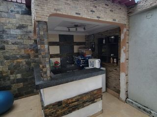 Foto 14 de EN VENTA DE OPORTUNIDAD, LUJOSA Y AMPLIA CASA DE 4 DORMITORIOS EN CIUDAD CELESTE PRIMERAS ETAPAS, NUEVO SAMBORONDON