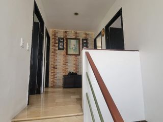 Foto 19 de EN VENTA DE OPORTUNIDAD, LUJOSA Y AMPLIA CASA DE 4 DORMITORIOS EN CIUDAD CELESTE PRIMERAS ETAPAS, NUEVO SAMBORONDON