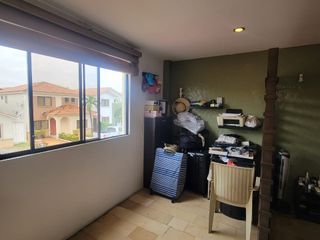 Foto 24 de EN VENTA DE OPORTUNIDAD, LUJOSA Y AMPLIA CASA DE 4 DORMITORIOS EN CIUDAD CELESTE PRIMERAS ETAPAS, NUEVO SAMBORONDON