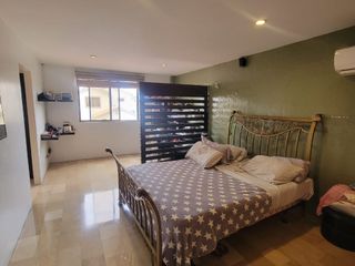 Foto 20 de EN VENTA DE OPORTUNIDAD, LUJOSA Y AMPLIA CASA DE 4 DORMITORIOS EN CIUDAD CELESTE PRIMERAS ETAPAS, NUEVO SAMBORONDON