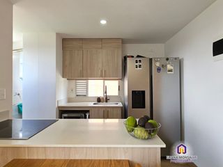 Foto 7 de Apartamento de 2 alcobas, estudio y 2 parqueaderos en venta. Rionegro - Ojo de Agua