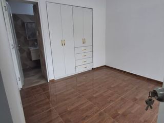 Foto 3 de Venta Amplio Departamento En Estreno - Villa Maria Del Triunfo - Piso 3