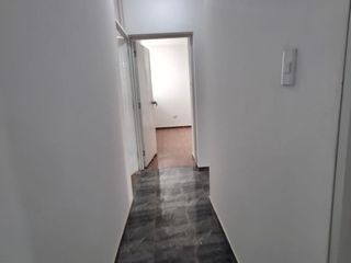 Foto 2 de Venta Amplio Departamento En Estreno - Villa Maria Del Triunfo - Piso 4