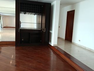 Foto 8 de Luminoso y amplio departamento de 4 dormitorios venta, San Borja