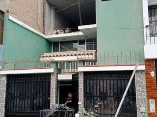 Foto 2 de Casa 3 pisos Tungasuca carabayllo