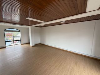 Foto 3 de Arriendo oficina ubicado en av Suba