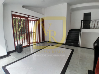 Foto 2 de Casa Para Uso Comercial en Alquiler