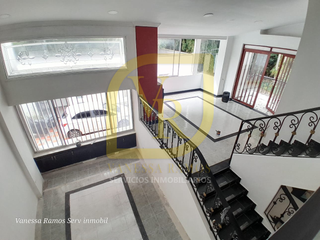 Foto 1 de Casa Para Uso Comercial en Alquiler