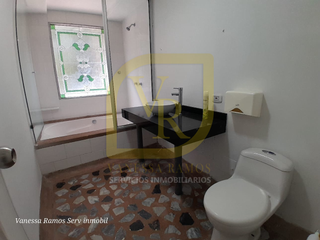 Foto 8 de Casa Para Uso Comercial en Alquiler
