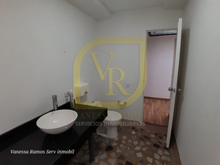 Foto 9 de Casa Para Uso Comercial en Alquiler
