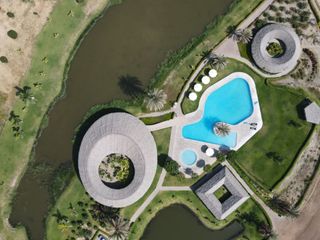Foto 3 de Venta De Terreno En Exclusivo Condominio Playa Del Carmen De 1000 M2 - Chincha