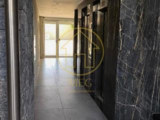Foto 2 de VENTA Depto 2 ambientes con cochera Quilmes Centro