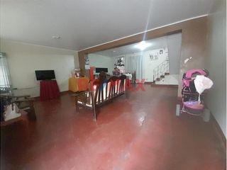 Foto 2 de Venta Casa En Avenida - S.J.L