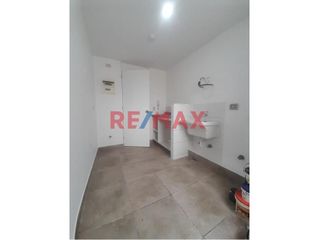 Foto 8 de Dpto Remodelado - Acabados Modernos