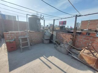Foto 12 de Venta de Casa Como Terreno en La Victoria
