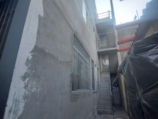 Foto 3 de Venta de Casa Como Terreno en La Victoria