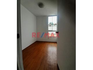 Foto 3 de Oportunidad Única: Departamento Con Cochera Incluida