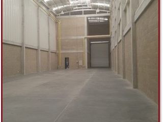 Foto 2 de Excelente bodega en renta ubicada en Funza