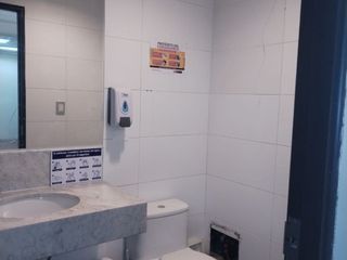 Foto 21 de VENTA OFICINA EDIFICIO QUBO AV. MANUEL OLGUIN SURCO