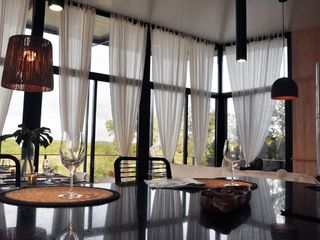 Foto 11 de Cabañas en Carmelo: Naturaleza, confort y diseño en un solo lugar.